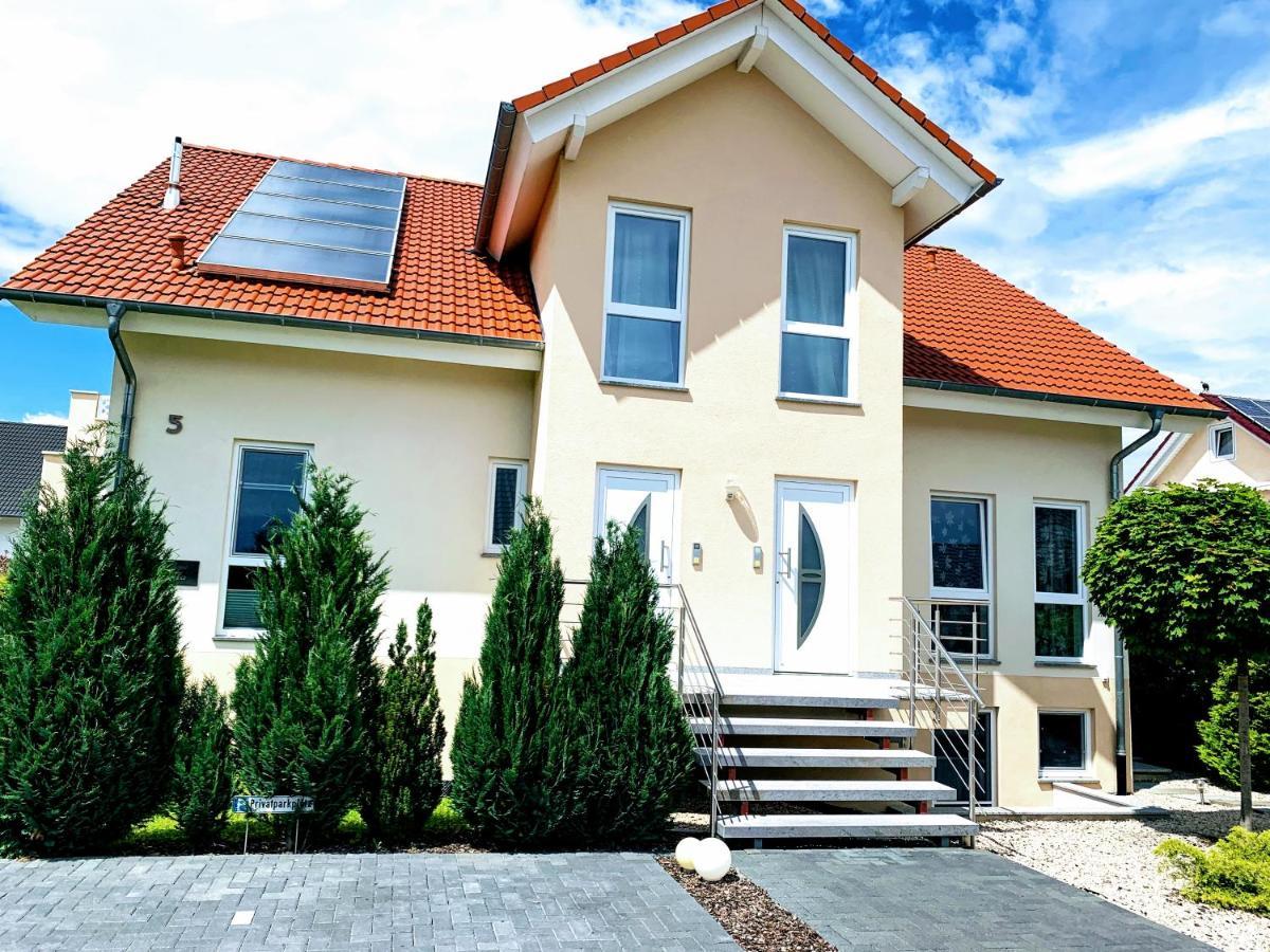 Gaestehaus Nikita Rust Bagian luar foto